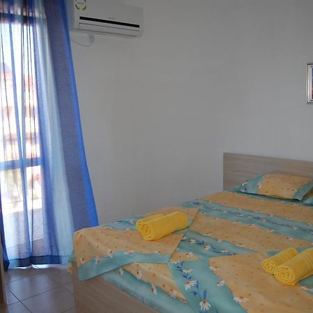 Apartments Ivelin Lozenets Bagian luar foto