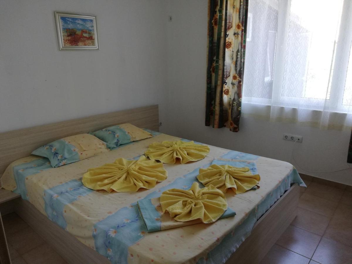 Apartments Ivelin Lozenets Bagian luar foto