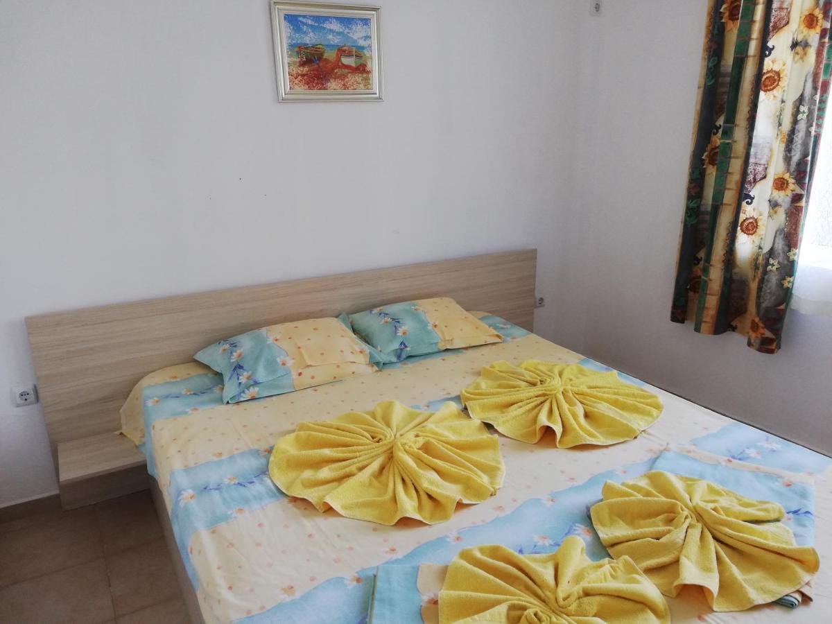 Apartments Ivelin Lozenets Bagian luar foto
