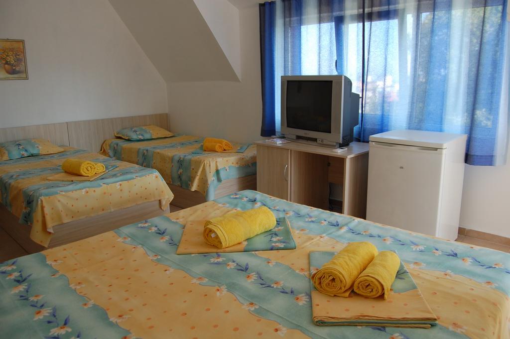 Apartments Ivelin Lozenets Bagian luar foto