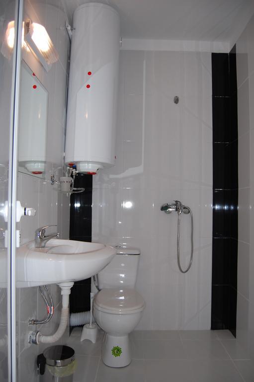 Apartments Ivelin Lozenets Bagian luar foto